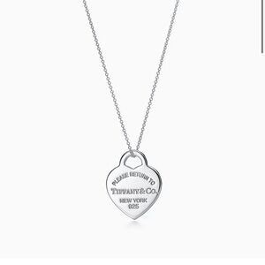Tiffany & Co. Silver Heart Tag Pendant Necklace